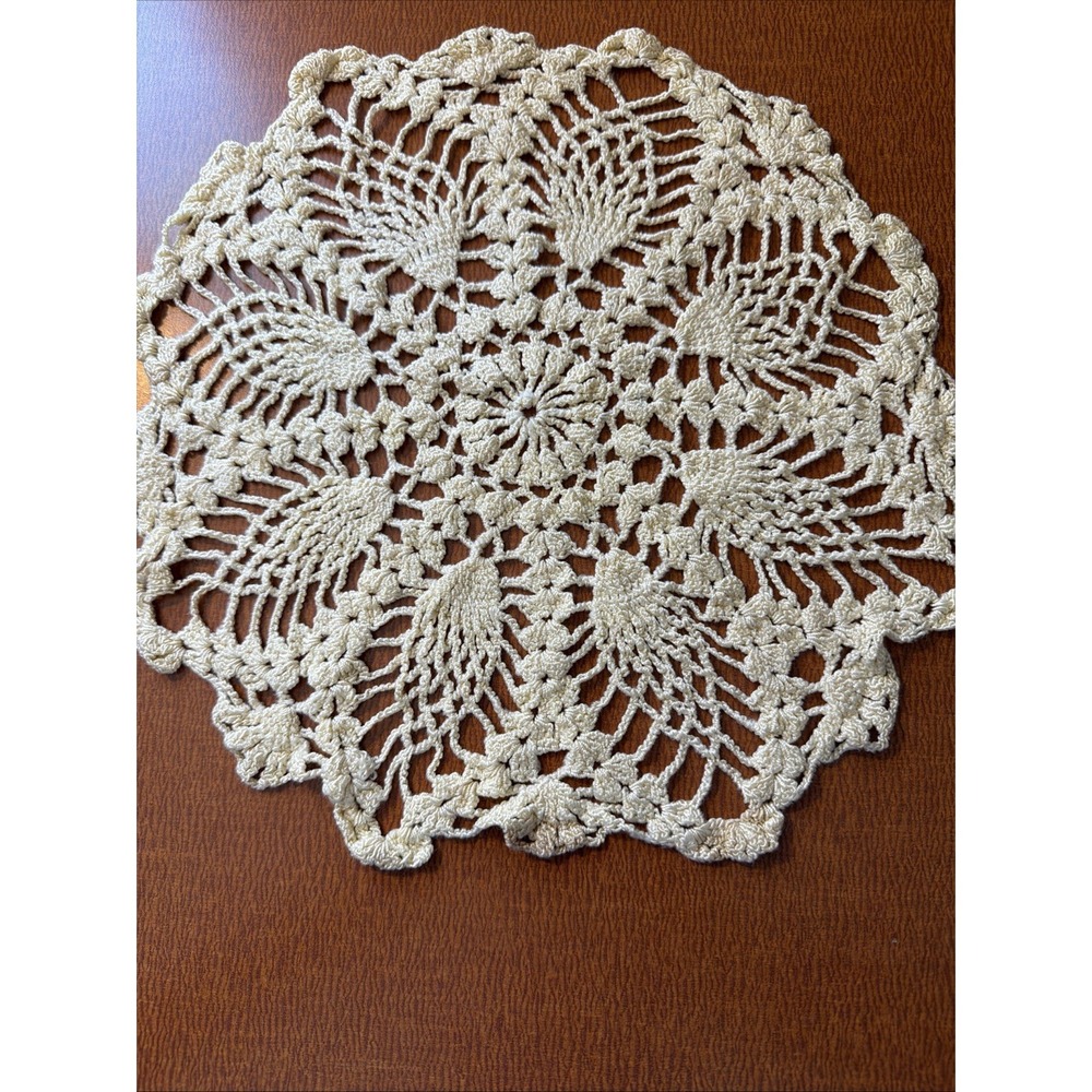 Vintage Hand Crochet 10.5" Pineapple Doily Cottage Core Decor Butter‎ Yellow